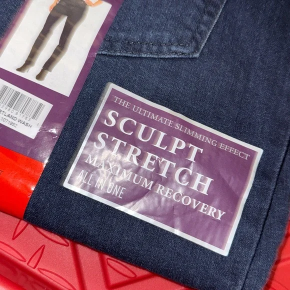 ⭐️Gloria Vanderbilt Ladies' Amanda Stretch Denim Jean blue size‎ 8 short - Picture 5 of 8